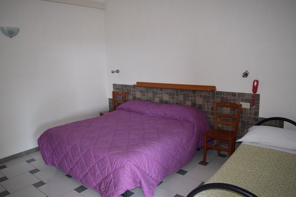 Bed & Breakfast La Collinetta Locorotondo Værelse billede