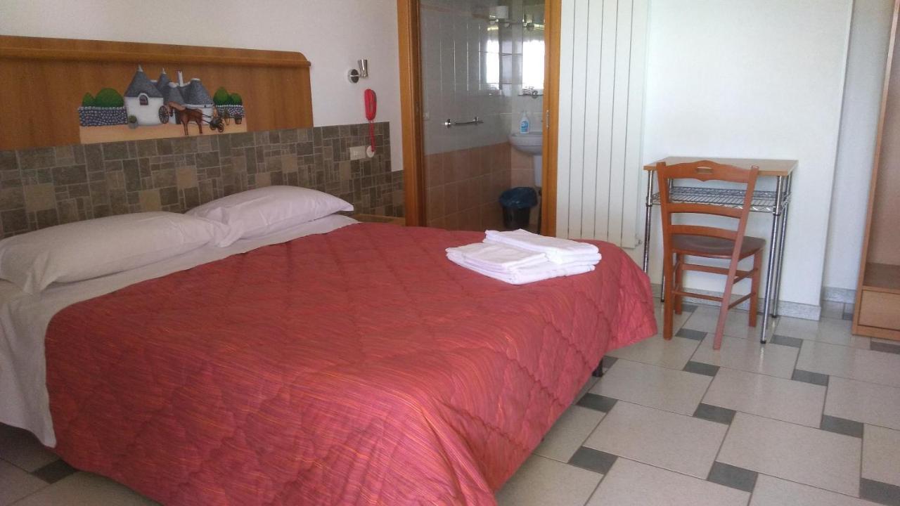 Bed & Breakfast La Collinetta Locorotondo Eksteriør billede